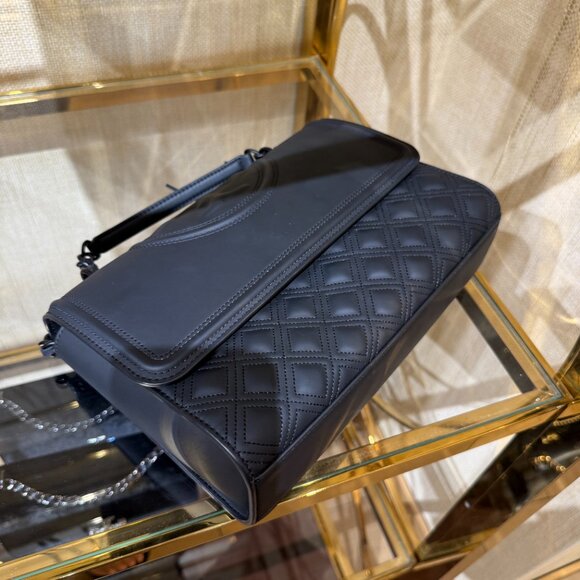 Tory Burch Large Fleming Matte Shoulder Bag 82559 - Picture 5 of 12